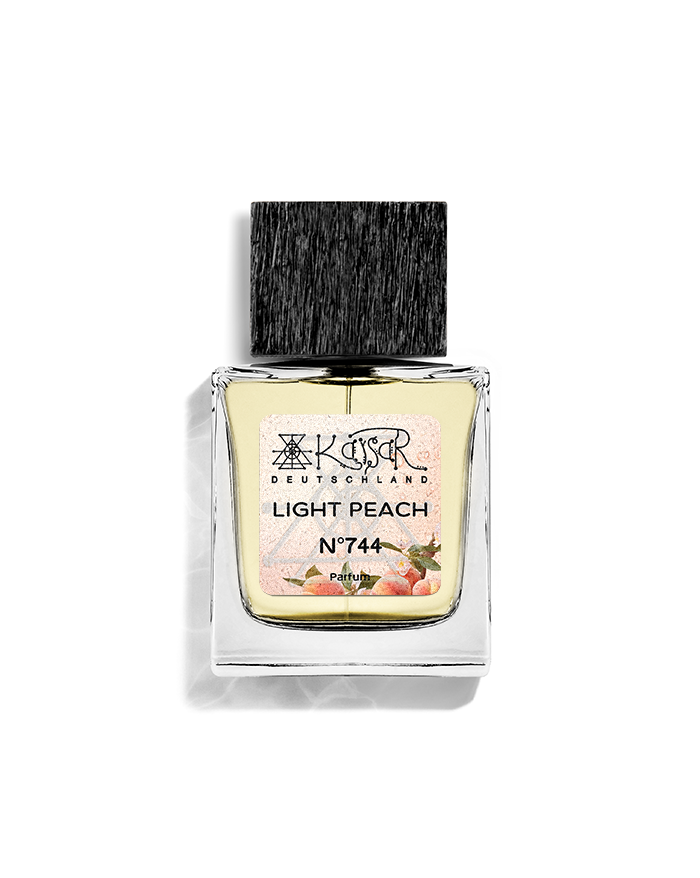 N°744 Light Peach